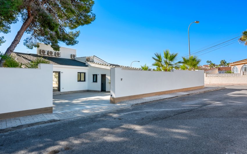 Herverkoop - Villa -
Ciudad Quesada - Rojales