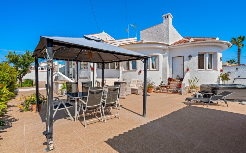 Herverkoop - Villa -
Ciudad Quesada - Rojales