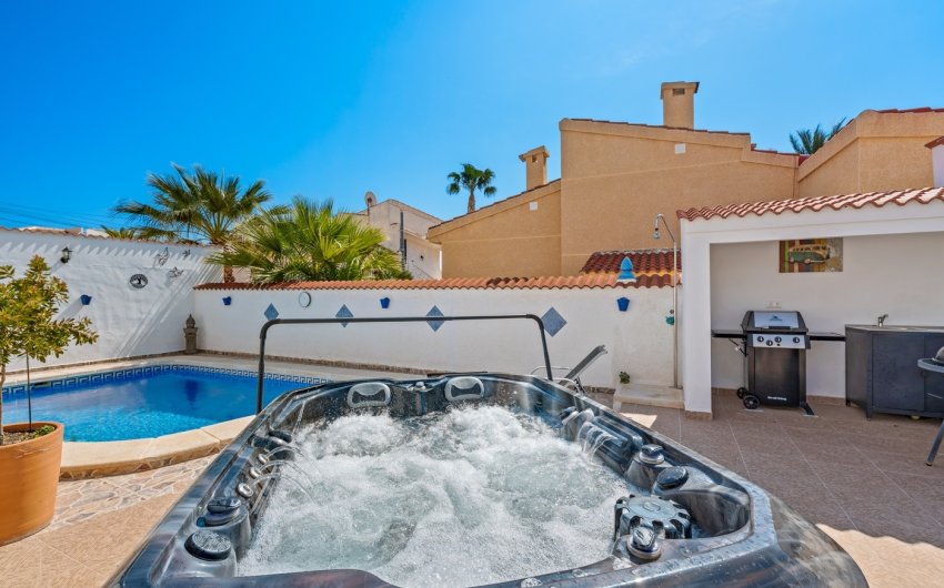 Herverkoop - Villa -
Ciudad Quesada - Rojales