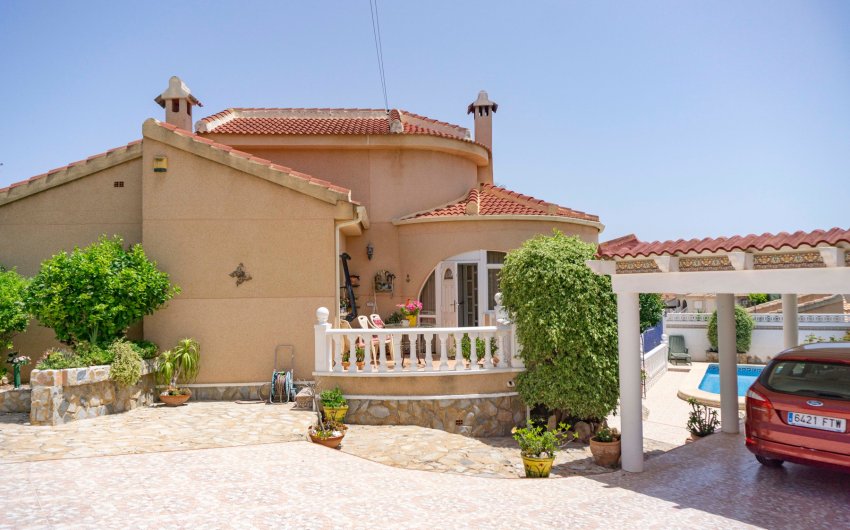 Herverkoop - Villa -
Ciudad Quesada - town