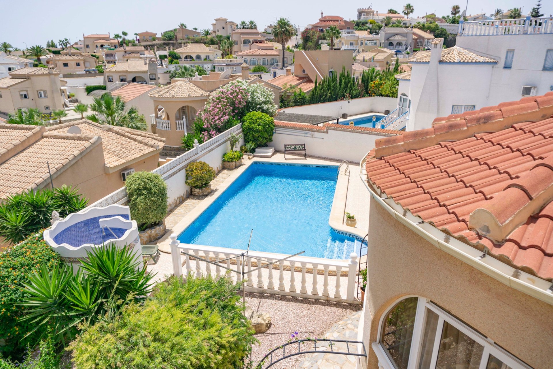 Herverkoop - Villa -
Ciudad Quesada - town