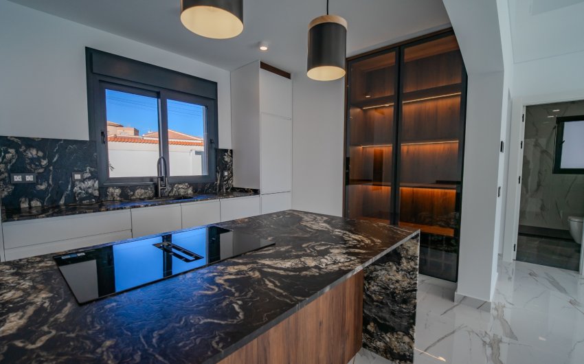 Herverkoop - Villa -
Ciudad Quesada - town