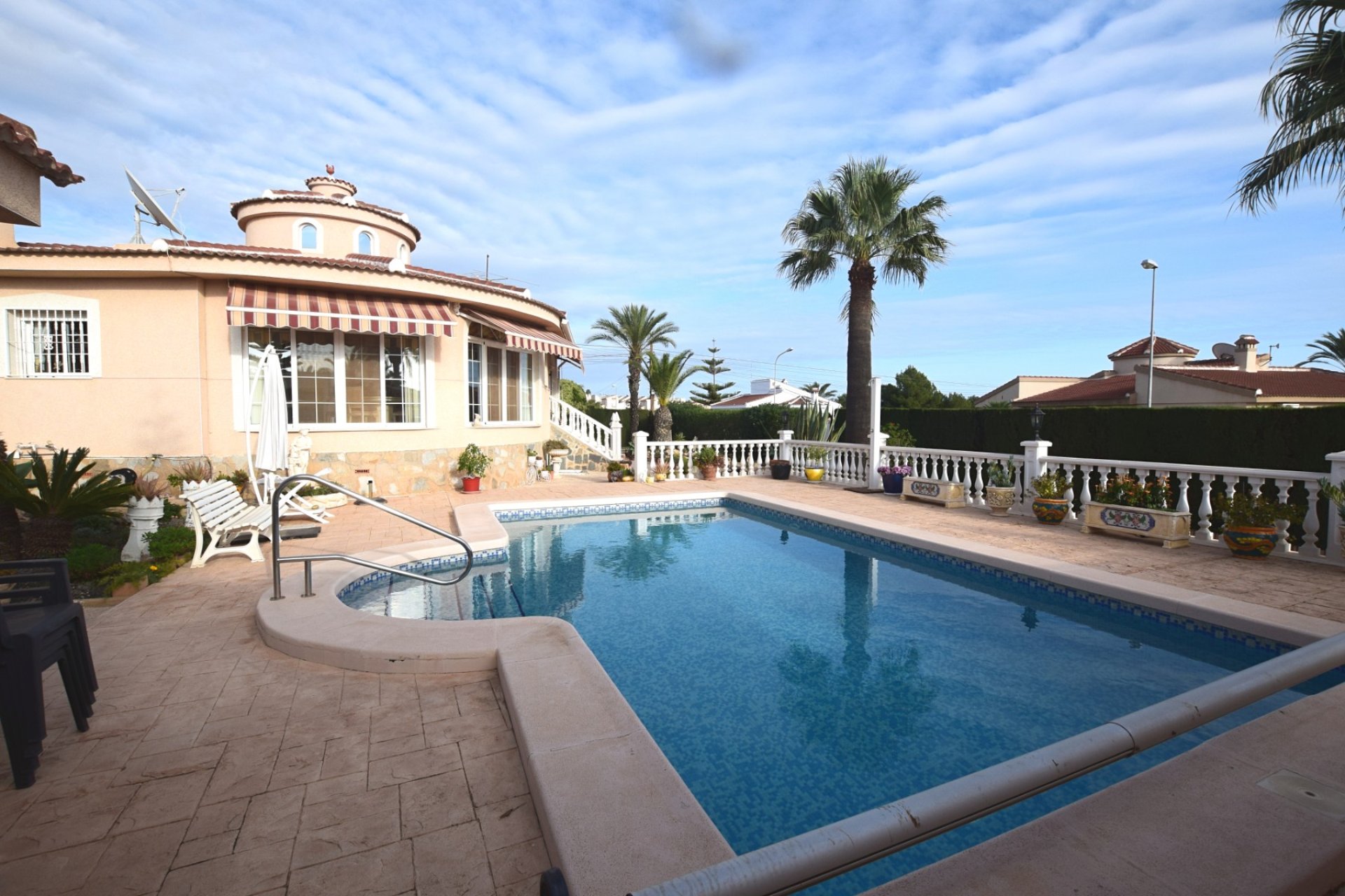 Herverkoop - Villa -
Ciudad Quesada