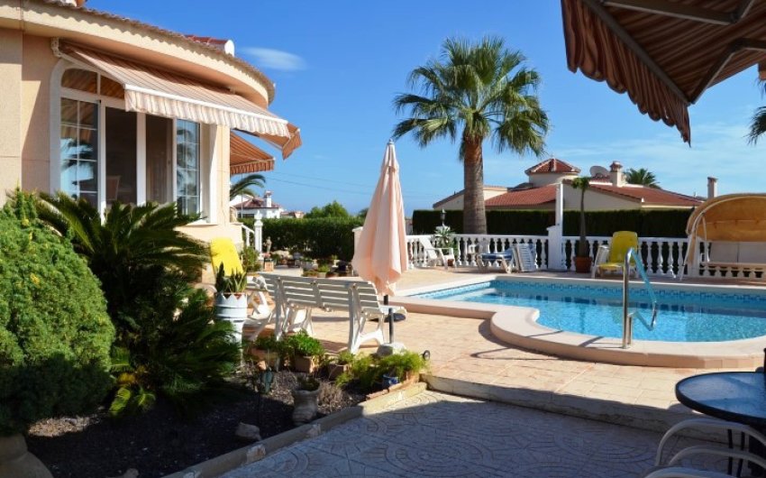 Herverkoop - Villa -
Ciudad Quesada