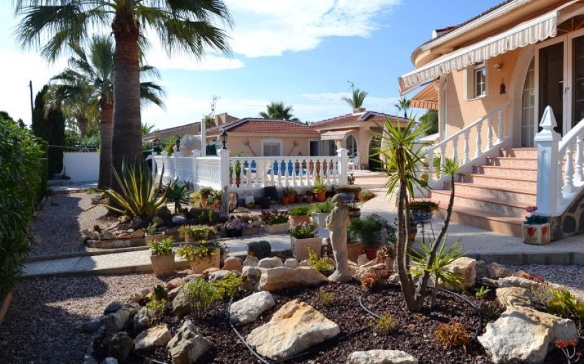 Herverkoop - Villa -
Ciudad Quesada