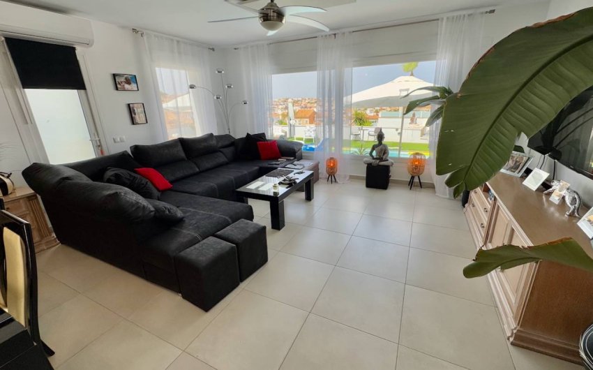 Herverkoop - Villa -
Ciudad Quesada