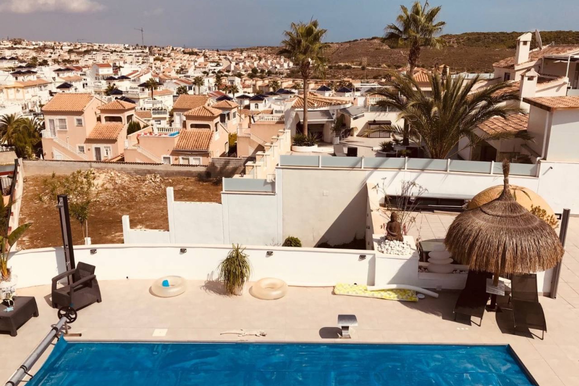 Herverkoop - Villa -
Ciudad Quesada