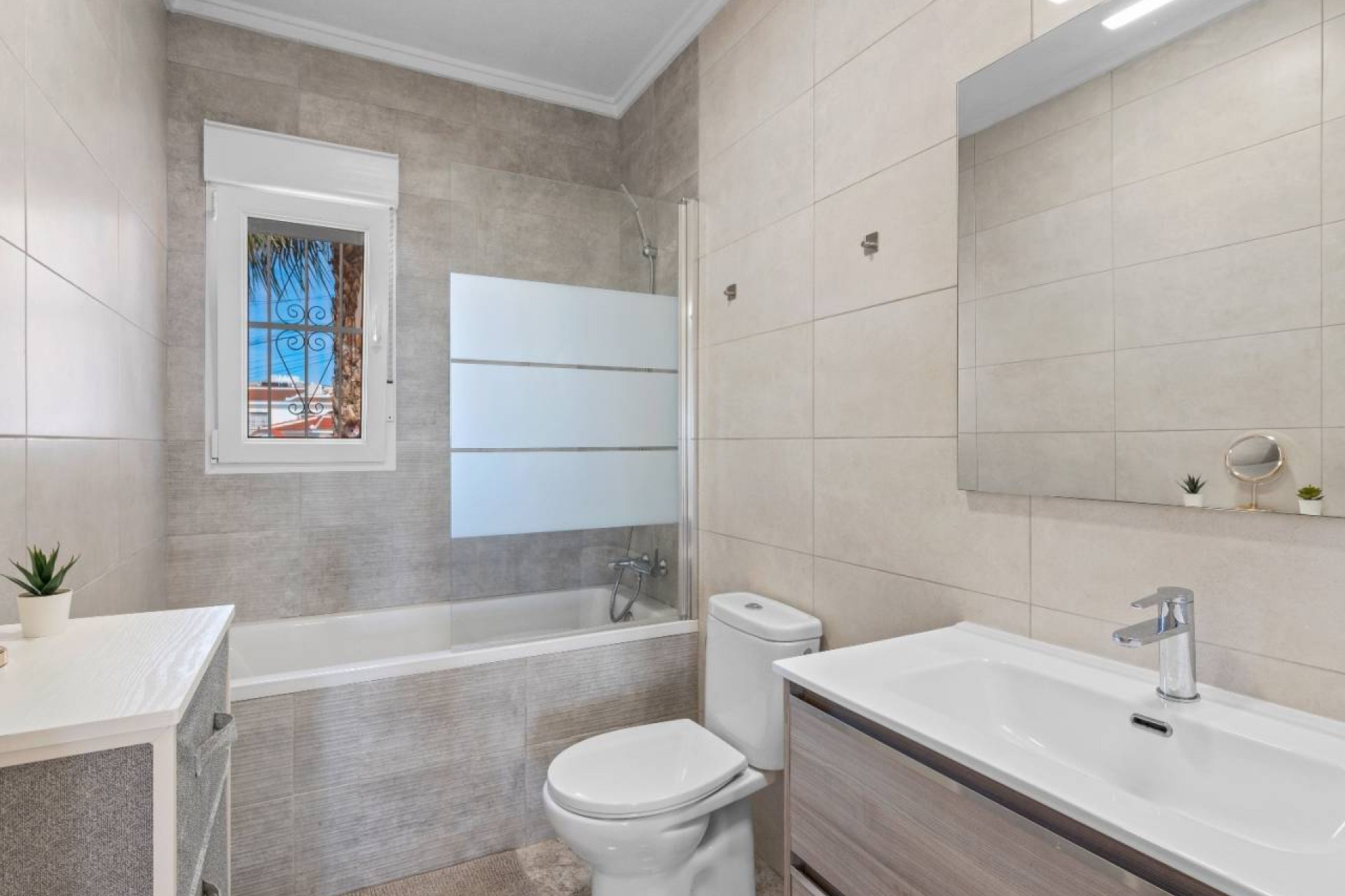 Herverkoop - Villa -
Ciudad Quesada