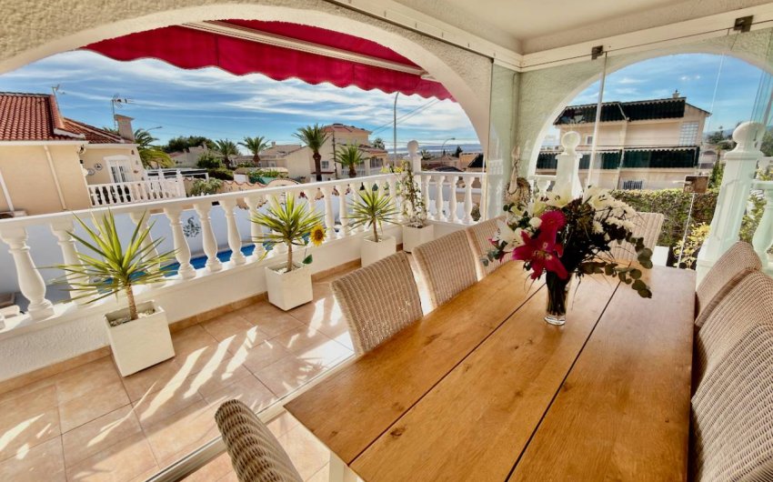 Herverkoop - Villa -
Ciudad Quesada