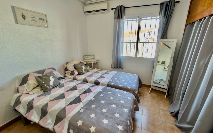 Herverkoop - Villa -
Ciudad Quesada