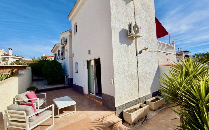 Herverkoop - Villa -
Ciudad Quesada