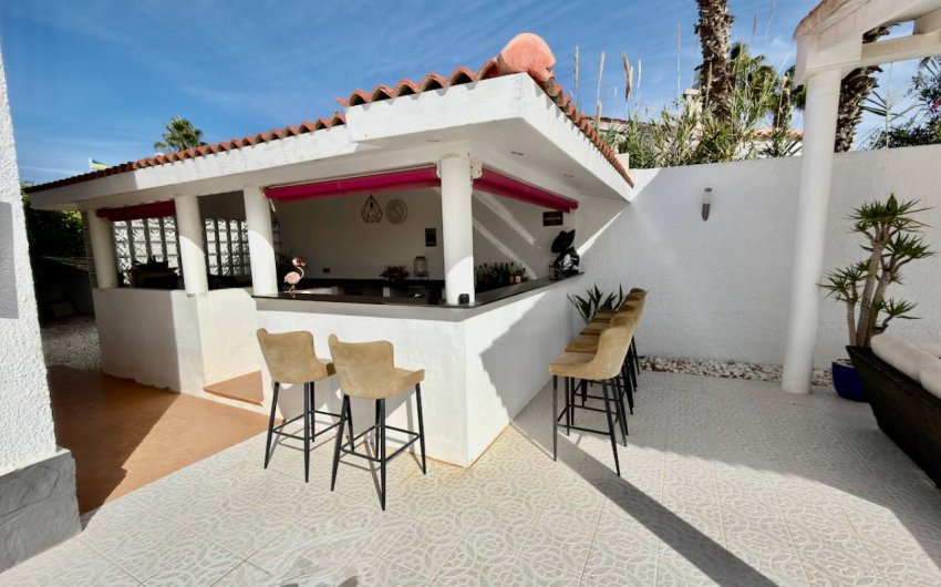 Herverkoop - Villa -
Ciudad Quesada