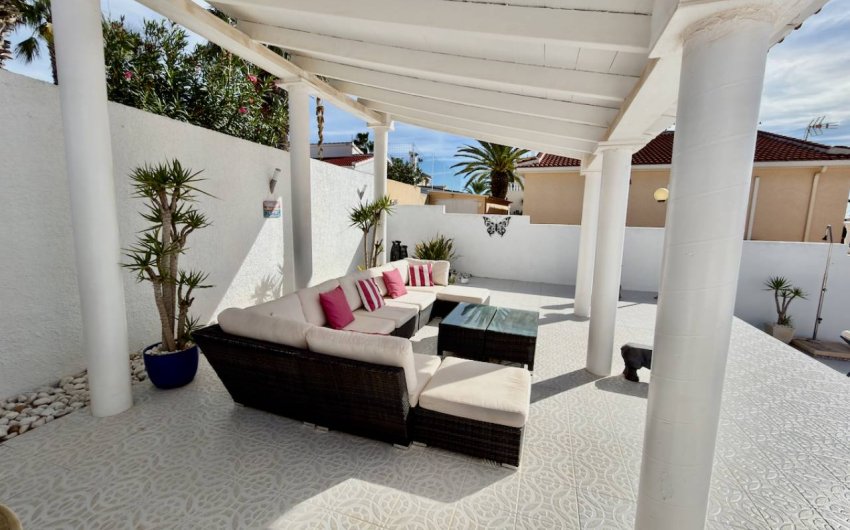 Herverkoop - Villa -
Ciudad Quesada