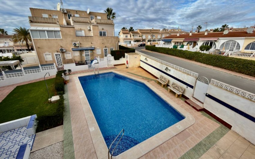 Herverkoop - Villa -
Ciudad Quesada