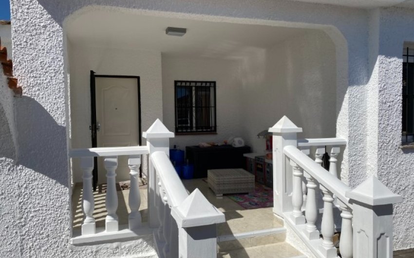 Herverkoop - Villa -
Ciudad Quesada