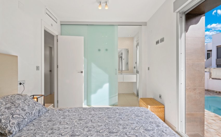 Herverkoop - Villa -
Ciudad Quesada