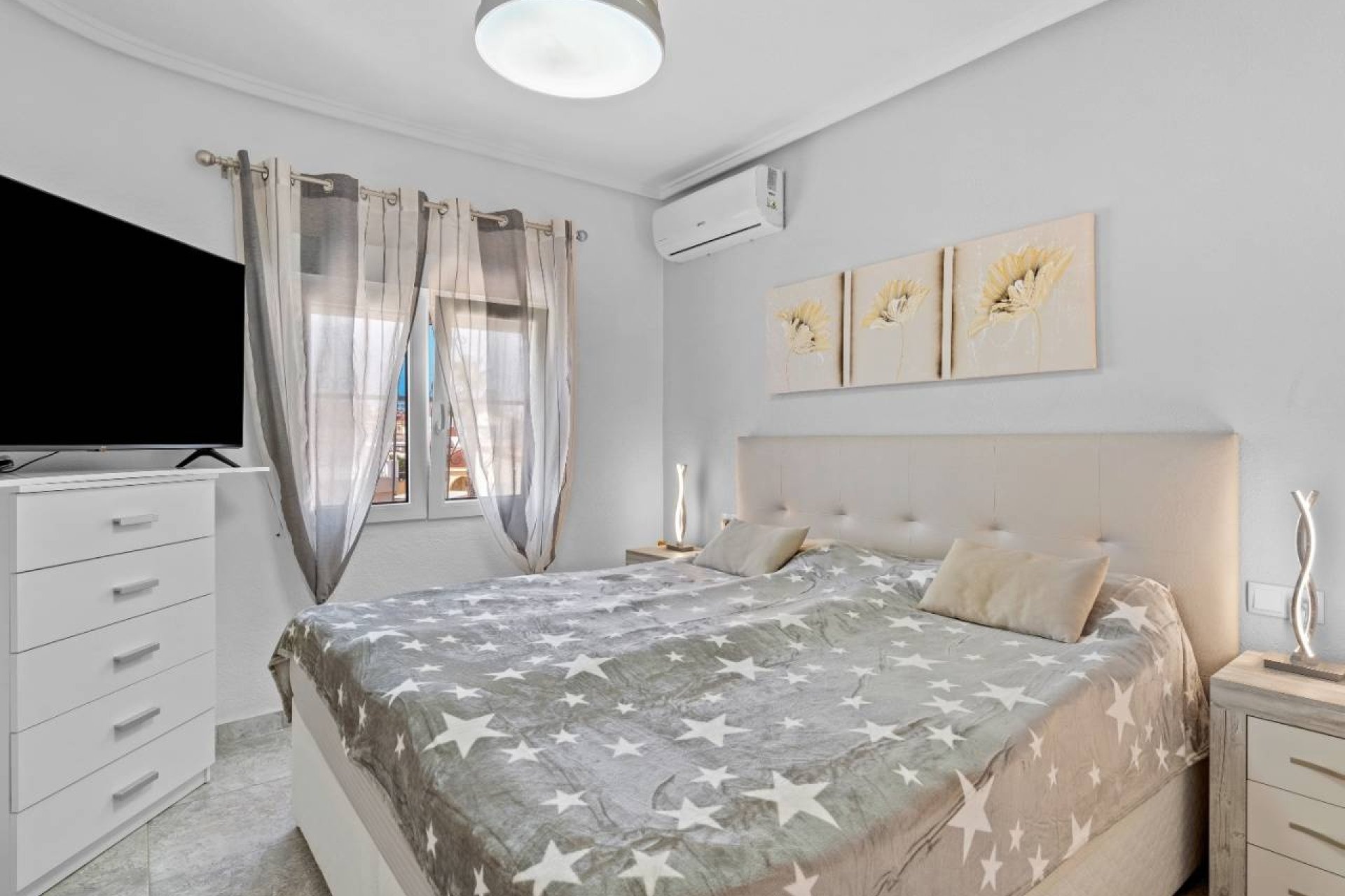 Herverkoop - Villa -
Ciudad Quesada