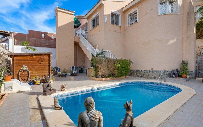 Herverkoop - Villa -
Ciudad Quesada