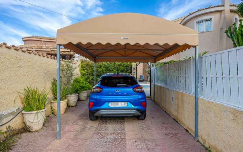 Herverkoop - Villa -
Ciudad Quesada