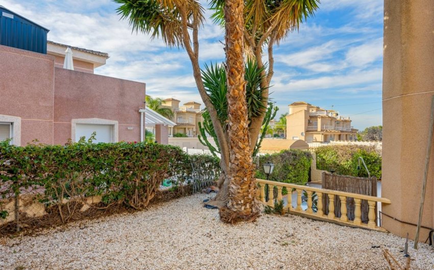 Herverkoop - Villa -
Ciudad Quesada