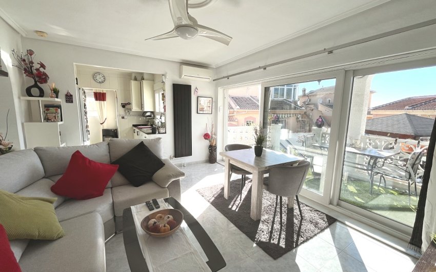 Herverkoop - Villa -
Ciudad Quesada