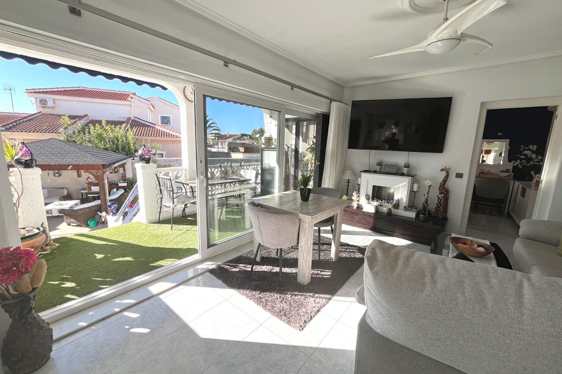 Herverkoop - Villa -
Ciudad Quesada