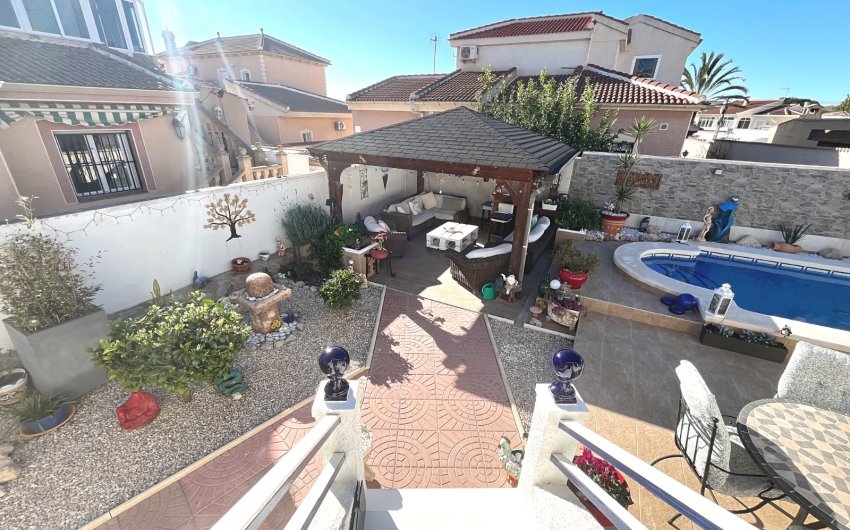 Herverkoop - Villa -
Ciudad Quesada