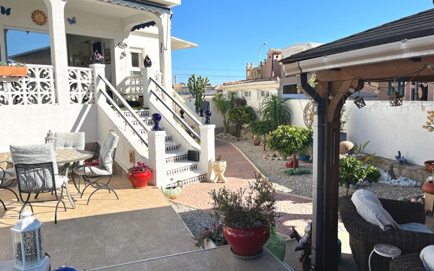 Herverkoop - Villa -
Ciudad Quesada