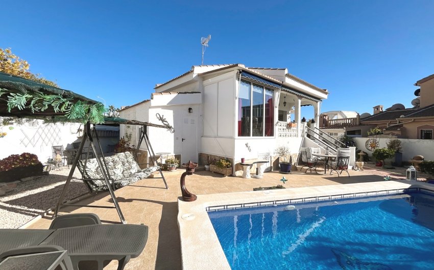 Herverkoop - Villa -
Ciudad Quesada