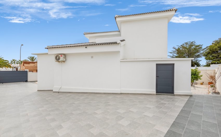 Herverkoop - Villa -
Ciudad Quesada