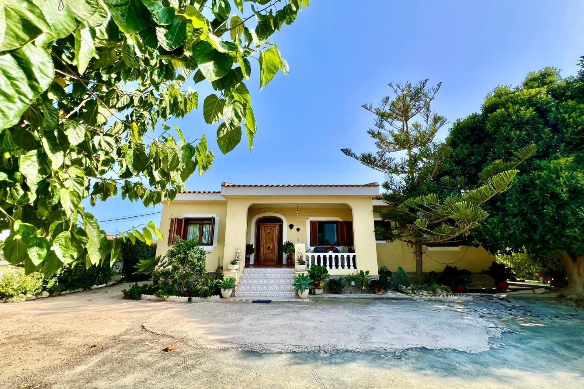 Herverkoop - Villa -
Daya Vieja - Costa Blanca Sur