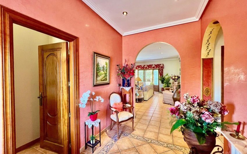 Herverkoop - Villa -
Daya Vieja - Costa Blanca Sur