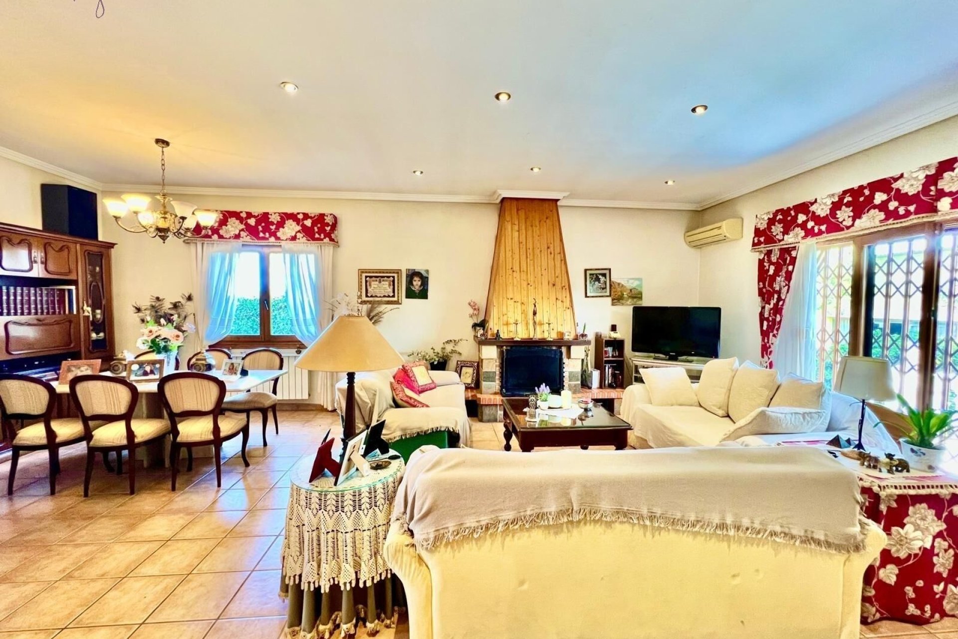 Herverkoop - Villa -
Daya Vieja - Costa Blanca Sur