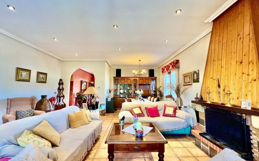 Herverkoop - Villa -
Daya Vieja - Costa Blanca Sur