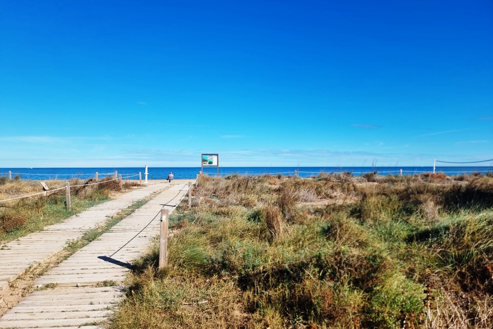 Herverkoop - Villa -
Denia