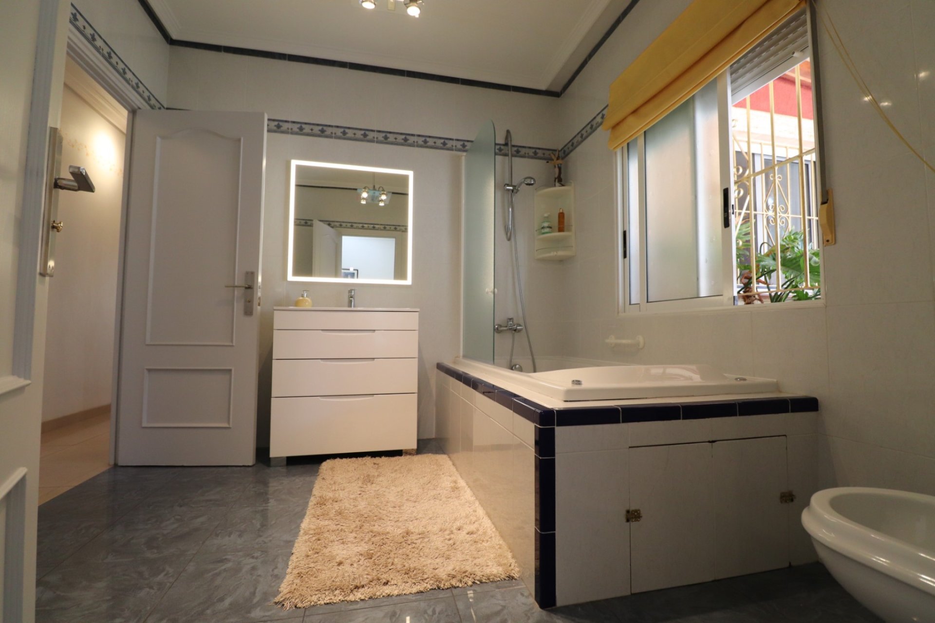 Herverkoop - Villa (detached) -
Algorfa - Lomas de La Juliana