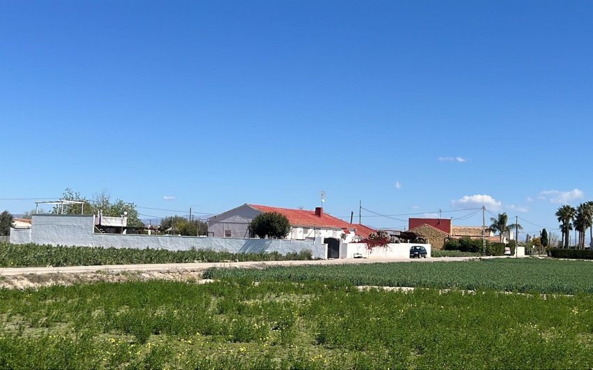 Herverkoop - Villa -
Dolores - Comunidad Valenciana