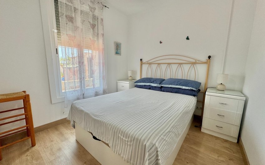 Herverkoop - Villa -
Dolores - Comunidad Valenciana