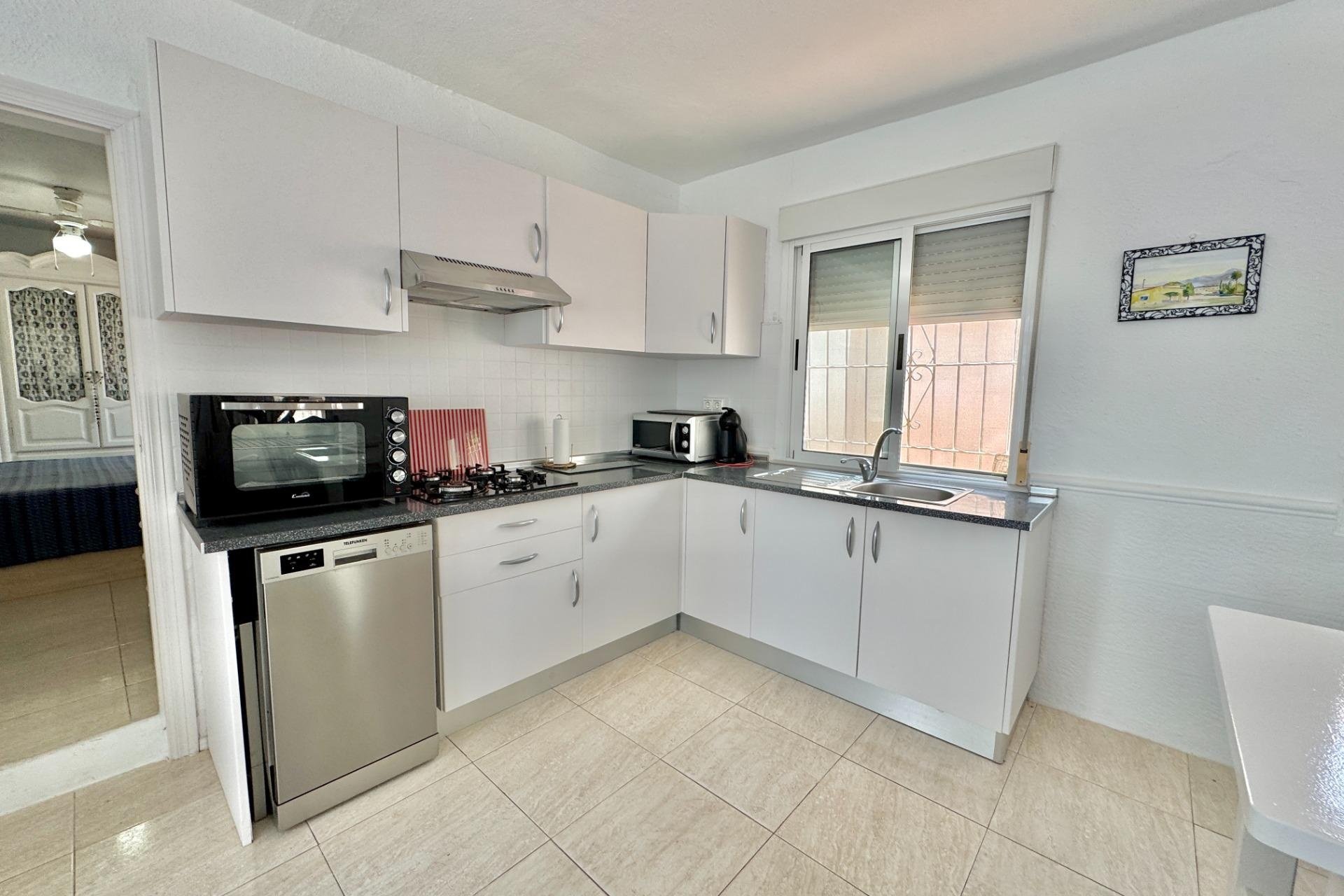 Herverkoop - Villa -
Dolores - Comunidad Valenciana