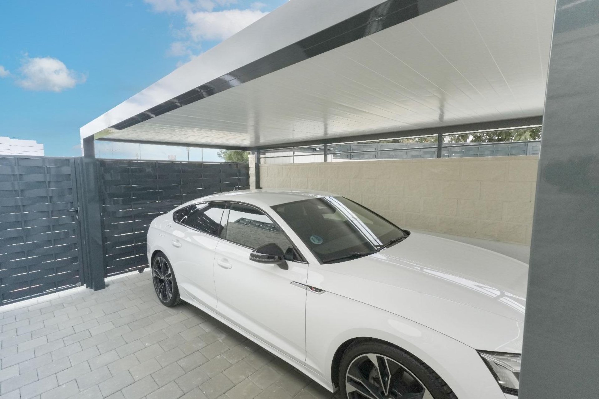 Herverkoop - Villa -
Dolores