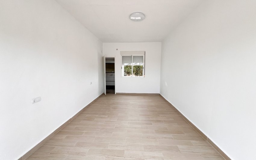 Herverkoop - Villa -
Dolores