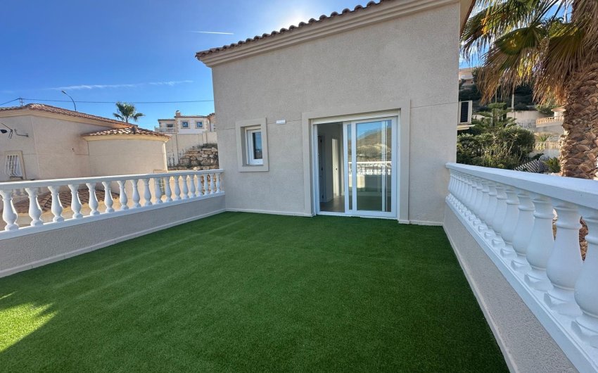 Herverkoop - Villa -
El Campello - Costa Blanca