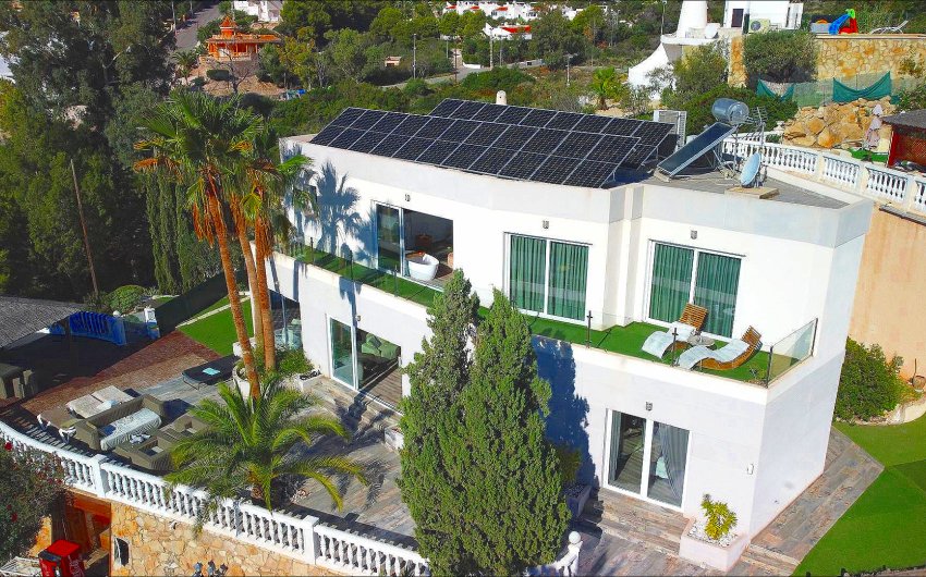 Herverkoop - Villa -
El Campello - Coveta fuma