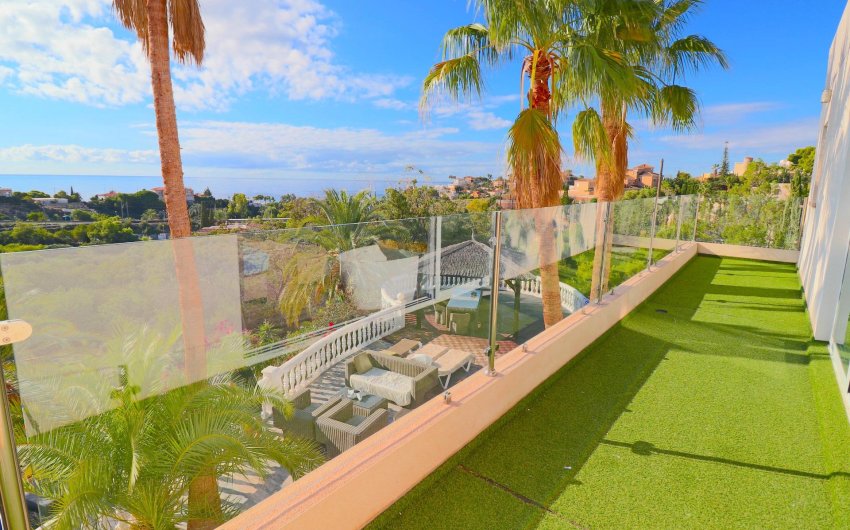 Herverkoop - Villa -
El Campello - Coveta fuma