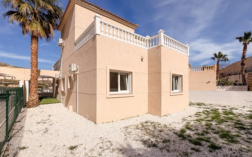 Herverkoop - Villa -
El Campello - Pueblo Acantilado - Venta Lanuza