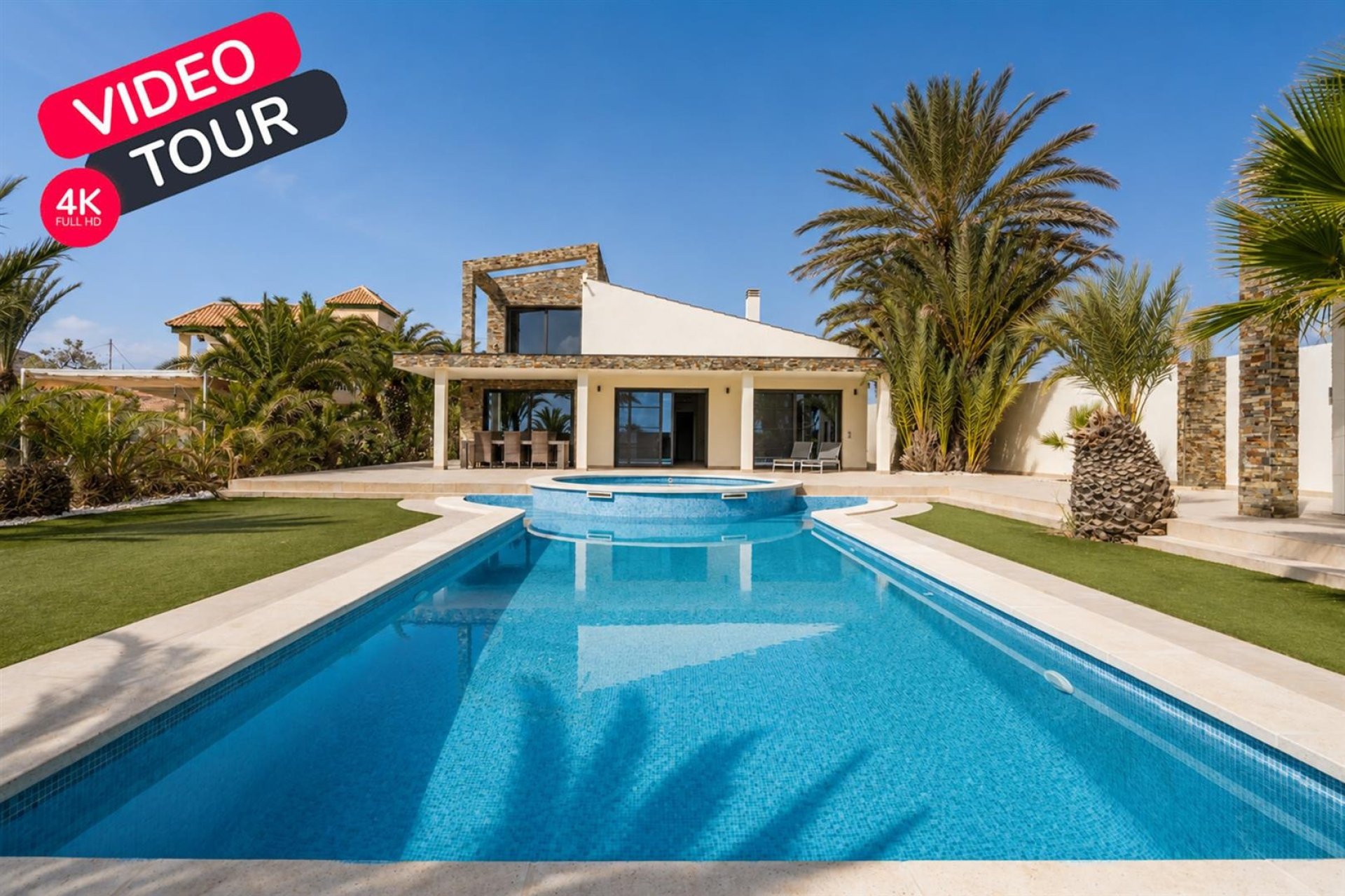 Herverkoop - Villa -
EL Carmoli Los Urrutias