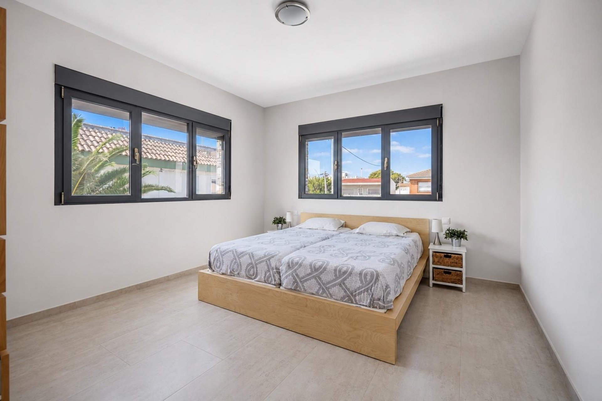 Herverkoop - Villa -
EL Carmoli Los Urrutias