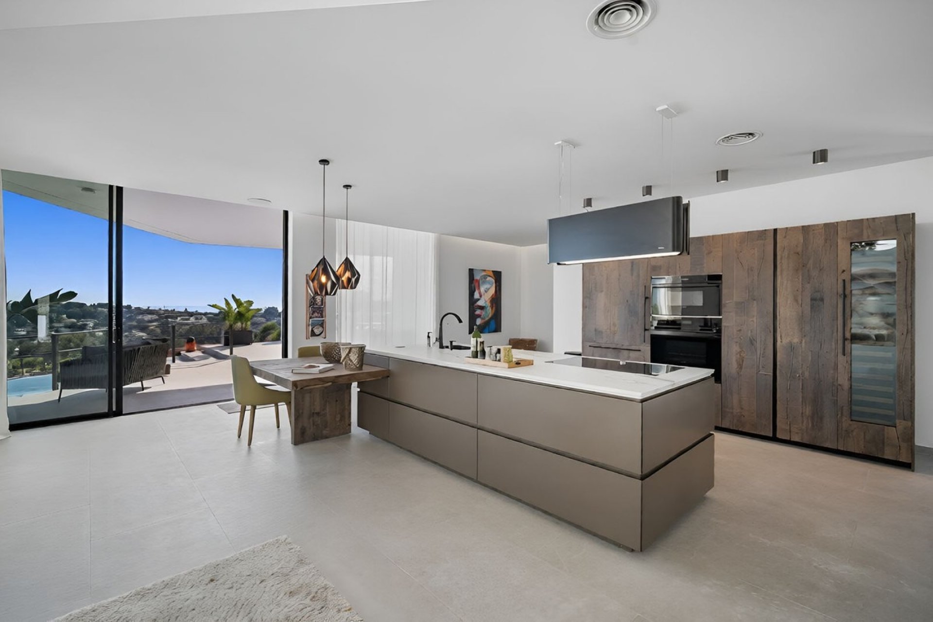 Herverkoop - Villa -
El Paraíso, Estepona - Costa del Sol