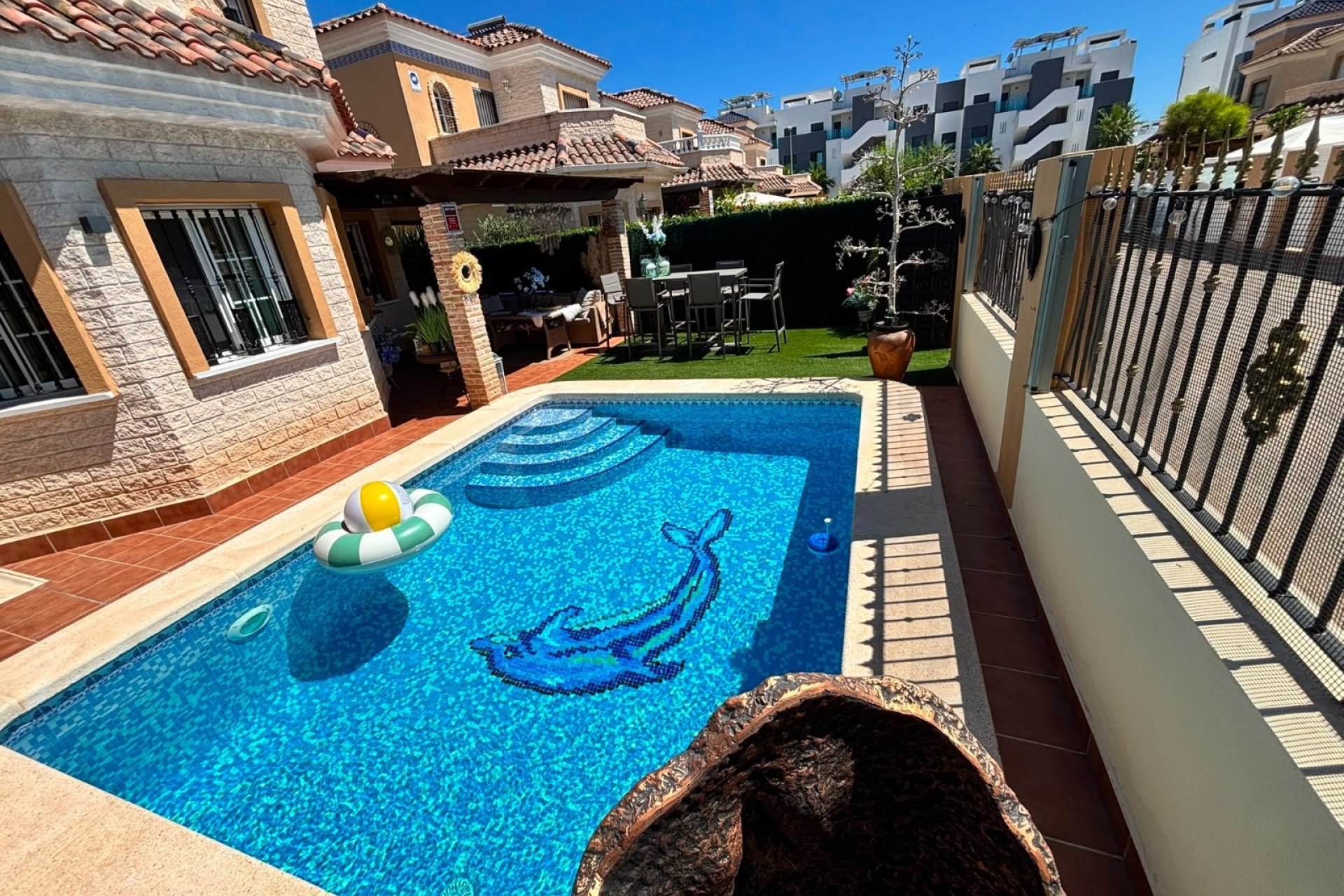 Herverkoop - Villa -
El Raso - Costa Blanca