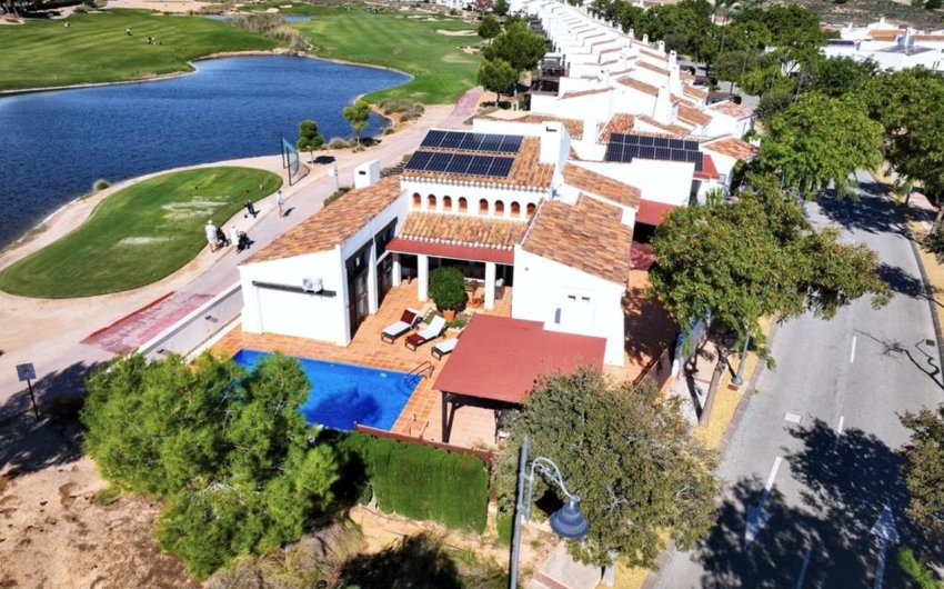 Herverkoop - Villa -
El Valle Golf Resort